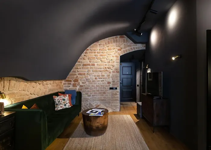 #Stayhere - Historic Vilnius Old Town Chic Studio