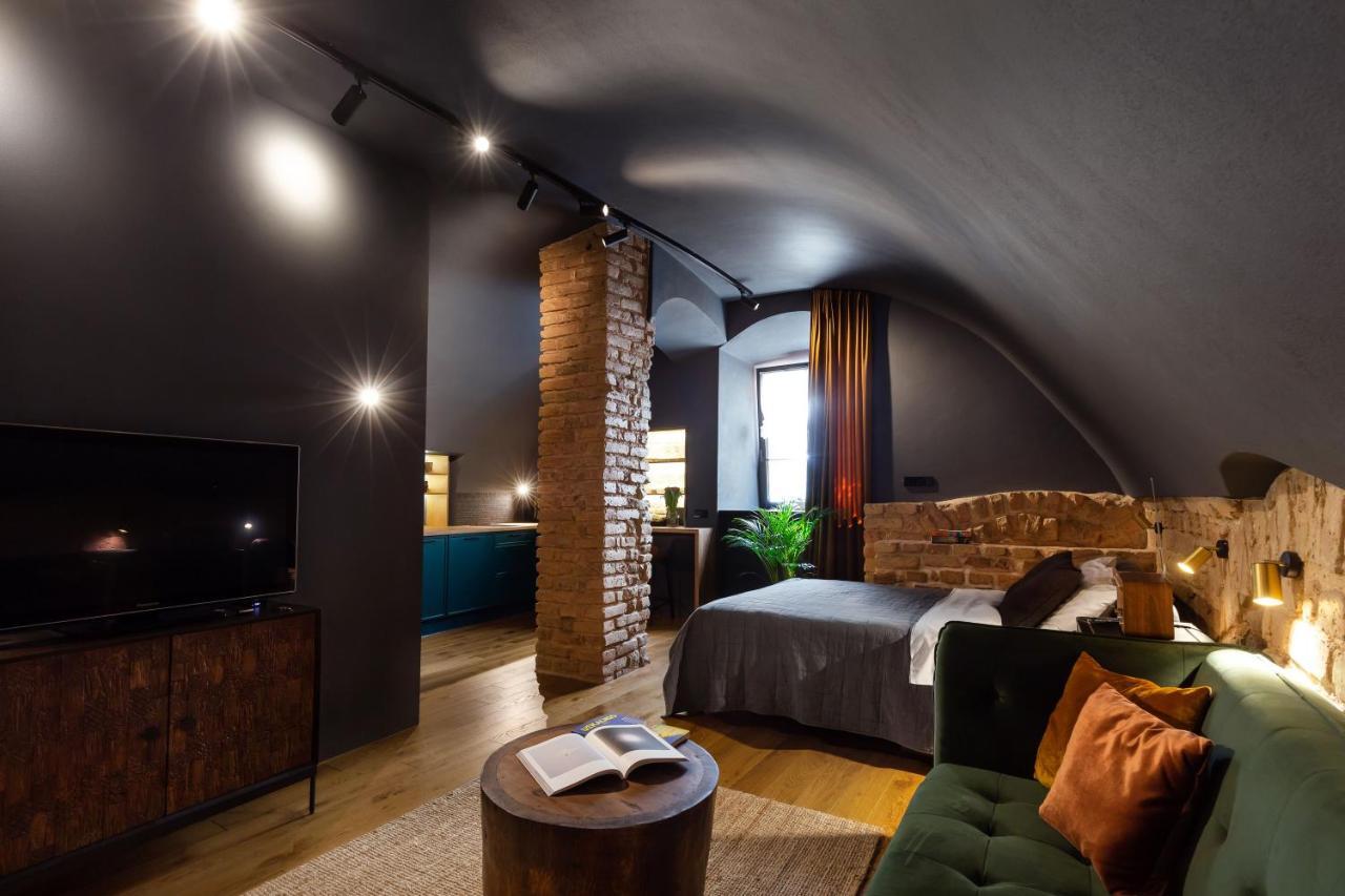#stayhere - Historic Old Town Chic Íbúð