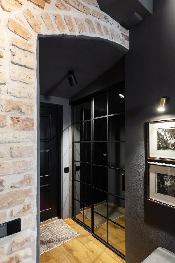 #stayhere - Historic Old Town Chic