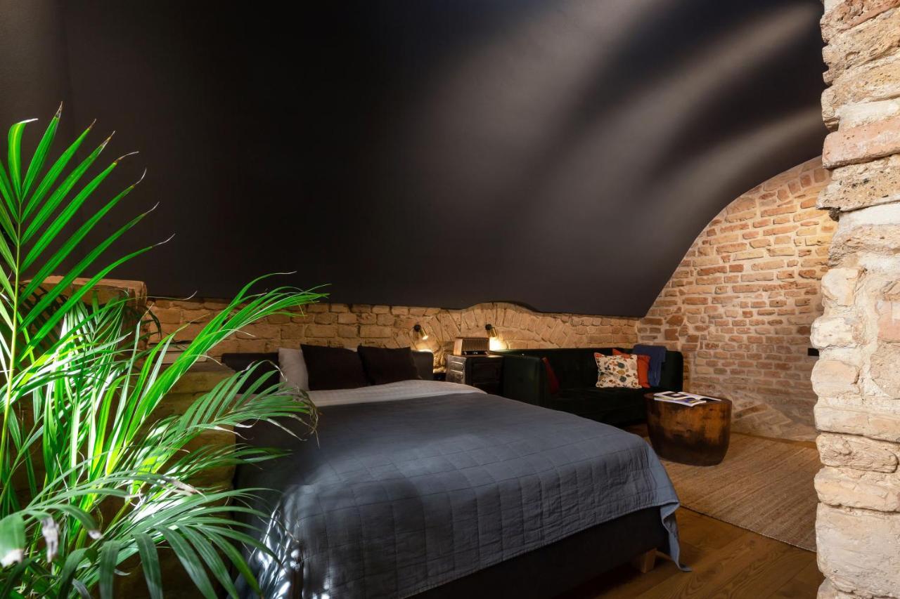 #stayhere - Historic Old Town Chic Íbúð
